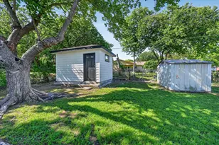 604 Holly Ln, Duncanville, TX 75116 - Photo 23