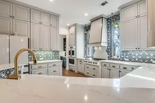 8005 Rosemont Dr, Plano, TX 75025 - Photo 9