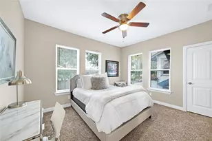 828 Elsbeth St, Dallas, TX 75208 - Photo 27