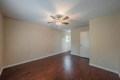 2710 Ashglen Drive, Garland, TX 75043 - Photo 15