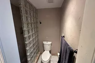 2312 Westbrook Dr, Carrollton, TX 75007 - Photo 25