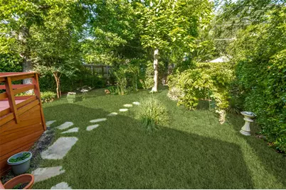 111 S Willomet Avenue, Dallas, TX 75208 - Photo 25