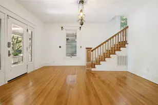 111 S Willomet Ave, Dallas, TX 75208 - Photo 5