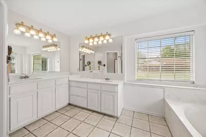 10601 Woodland Drive, Greenville, TX 75402 - Photo 15