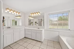10601 Woodland Dr, Greenville, TX 75402 - Photo 15