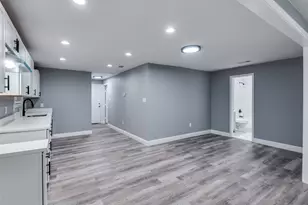 5006 Bartlett Ave, Dallas, TX 75216 - Photo 5
