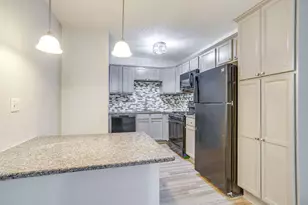 3870 Tulsa Way, Fort Worth, TX 76107 - Photo 3
