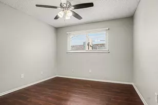 1702 Crimson Ct, Arlington, TX 76018 - Photo 25