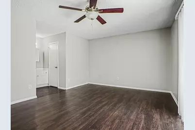 1702 Crimson Court, Arlington, TX 76018 - Photo 13