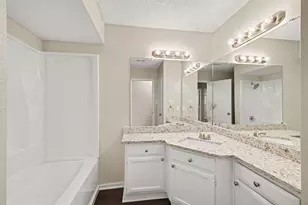 1702 Crimson Ct, Arlington, TX 76018 - Photo 23