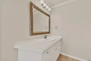 7820 Meadow Park Dr, Dallas, TX 75230 - Photo 27