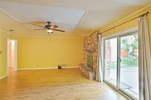 1416 E Windsor Dr, Denton, TX 76209 - Photo 5