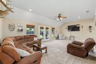 1406 Glenwood Dr, Stephenville, TX 76401 - Photo 3