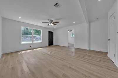 3265 Earle Drive, Haltom City, TX 76117 - Photo 5