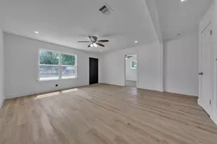3265 Earle Dr, Haltom City, TX 76117 - Photo 5