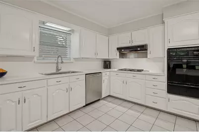 2730 Larkspur Lane, Dallas, TX 75233 - Photo 15