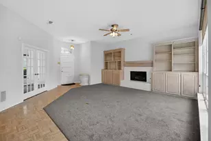 1009 McCoy Dr, Irving, TX 75062 - Photo 5