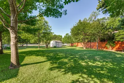 417 Arcadia Street, Hurst, TX 76053 - Photo 25
