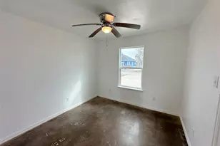 108 W Adams St, Itasca, TX 76055 - Photo 11