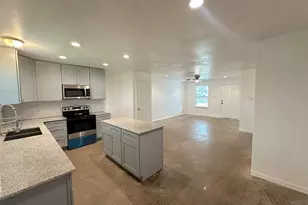 108 W Adams St, Itasca, TX 76055 - Photo 25