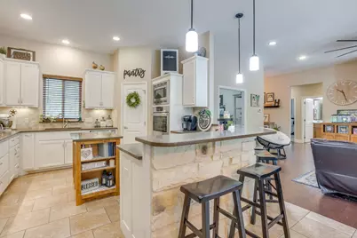 116 Flat Foot, Stephenville, TX 76401 - Photo 5