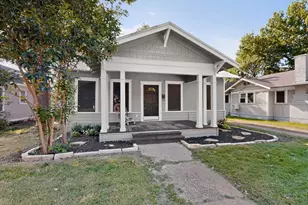 326 Virginia Ave, Waxahachie, TX 75165 - Photo 1