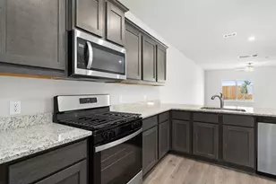 1300 Tilton Dr, Fort Worth, TX 76140 - Photo 3