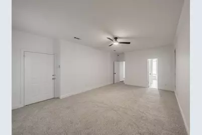 816 S Havenwood Lane, Fort Worth, TX 76112 - Photo 19
