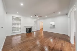 816 S Havenwood Ln, Fort Worth, TX 76112 - Photo 7