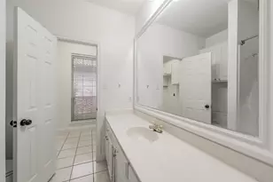 816 S Havenwood Ln, Fort Worth, TX 76112 - Photo 31