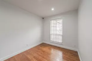 816 S Havenwood Ln, Fort Worth, TX 76112 - Photo 9