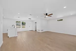 3853 Happy Canyon Dr, Dallas, TX 75241 - Photo 13