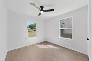 3853 Happy Canyon Dr, Dallas, TX 75241 - Photo 25