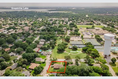 1719 Sagebrush Trail, Grapevine, TX 76051 - Photo 3