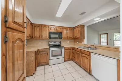 1719 Sagebrush Trail, Grapevine, TX 76051 - Photo 7