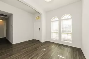 1814 Jasmine Dr, Lancaster, TX 75146 - Photo 5
