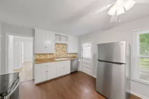 5601 N Schilder Dr, River Oaks, TX 76114 - Photo 9