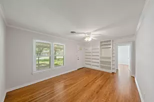 5601 N Schilder Dr, River Oaks, TX 76114 - Photo 3
