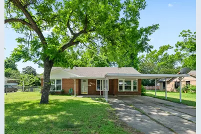 5601 N Schilder Drive, River Oaks, TX 76114 - Photo 1