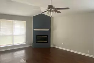 2843 St Johns Ave, Lancaster, TX 75146 - Photo 3