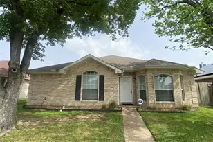 2843 St Johns Ave, Lancaster, TX 75146 - Photo 1