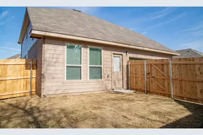 1910 Jasmine Drive, Lancaster, TX 75146 - Photo 3