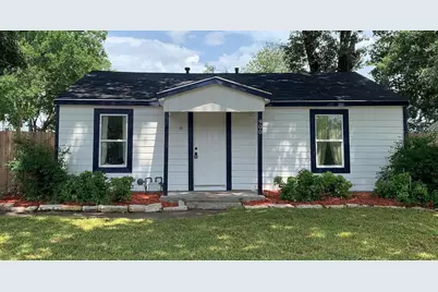 900 Carver Street, Mesquite, TX 75149 - Photo 1