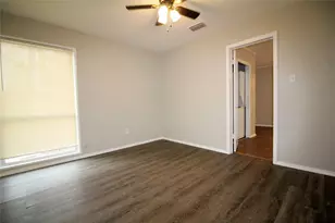 10415 Losa Dr, Dallas, TX 75218 - Photo 19