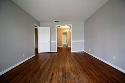 10415 Losa Drive, Dallas, TX 75218 - Photo 3