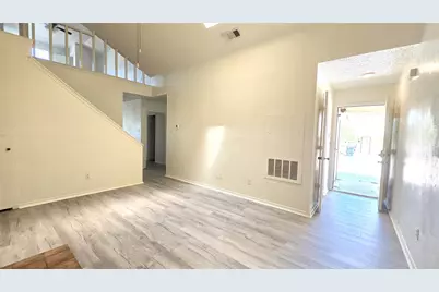 3028 N Bell Avenue, Denton, TX 76209 - Photo 3