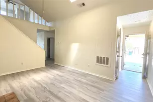 3028 N Bell Ave, Denton, TX 76209 - Photo 3