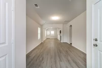 8220 Runner Oak, Fort Worth, TX 76123 - Photo 3