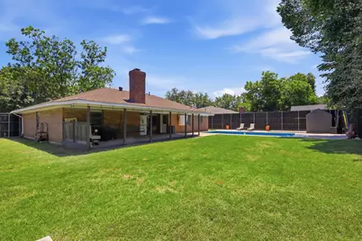 1211 Meadowview Drive, Euless, TX 76039 - Photo 25