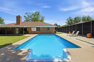 1211 Meadowview Dr, Euless, TX 76039 - Photo 27